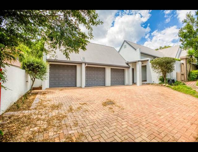 3 BEDROOM HOUSE FOR SALE IN DAINFERN GOLF ESTATE